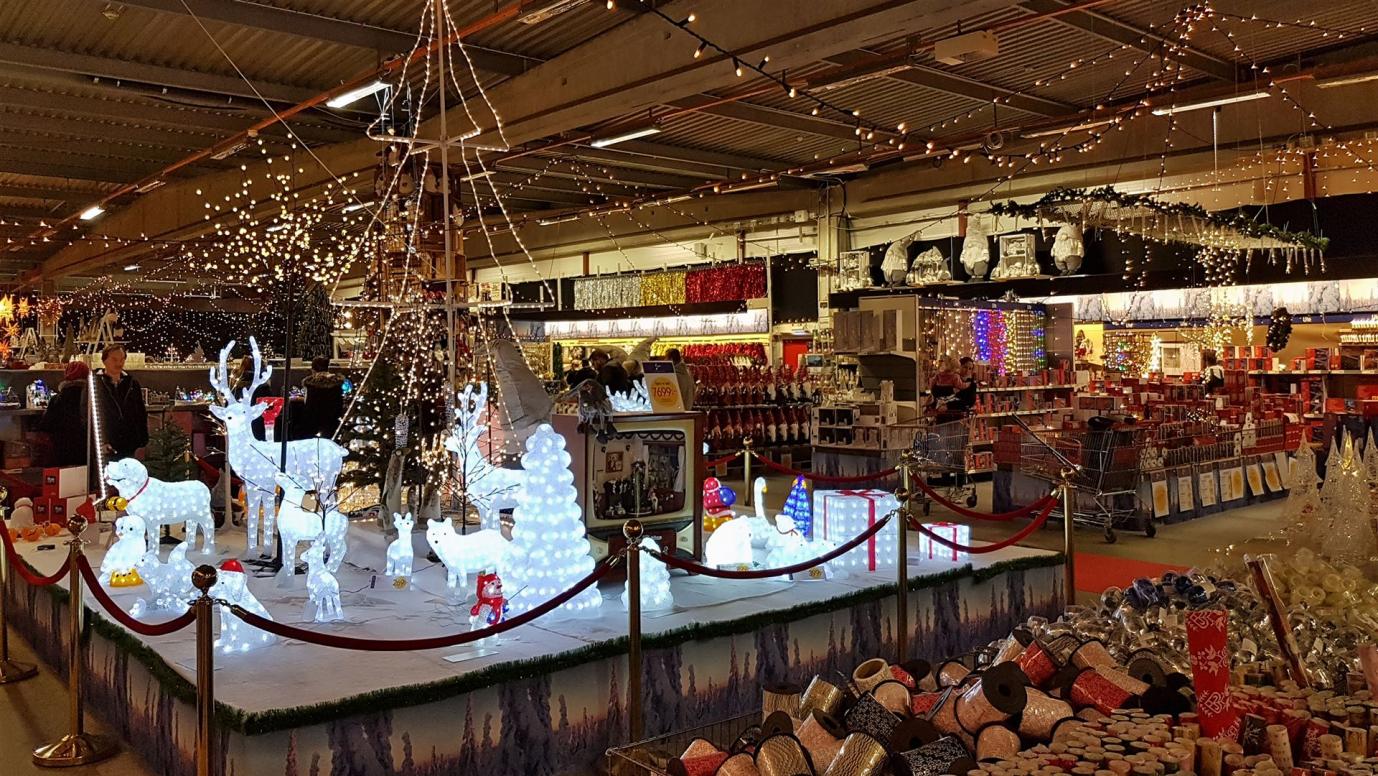 Weihnachtsland im "EKO Supermarknad"