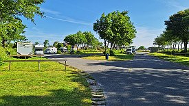 230609-02v Friedrichskoog Spitze - morgens am Stellplatz