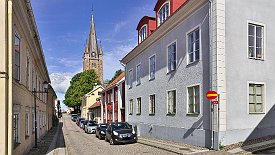 230830-42v Mariestad Hamn - Stadtbummel mit Blick zum Dom